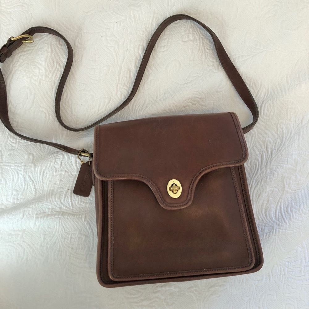 Vintage Coach Crossbody bag circa 1985